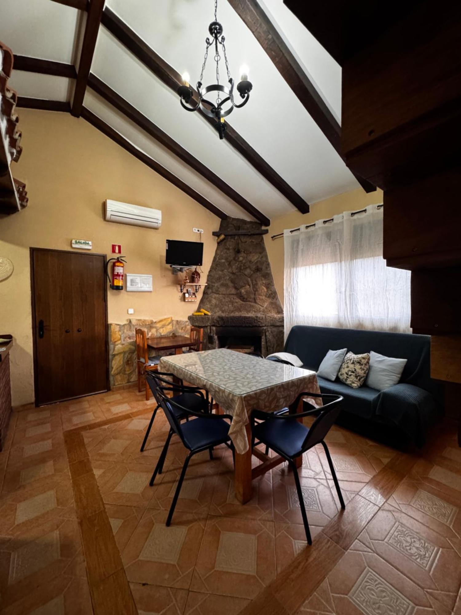 Casas Rurales Carrizosa Наваконсехо Екстериор снимка