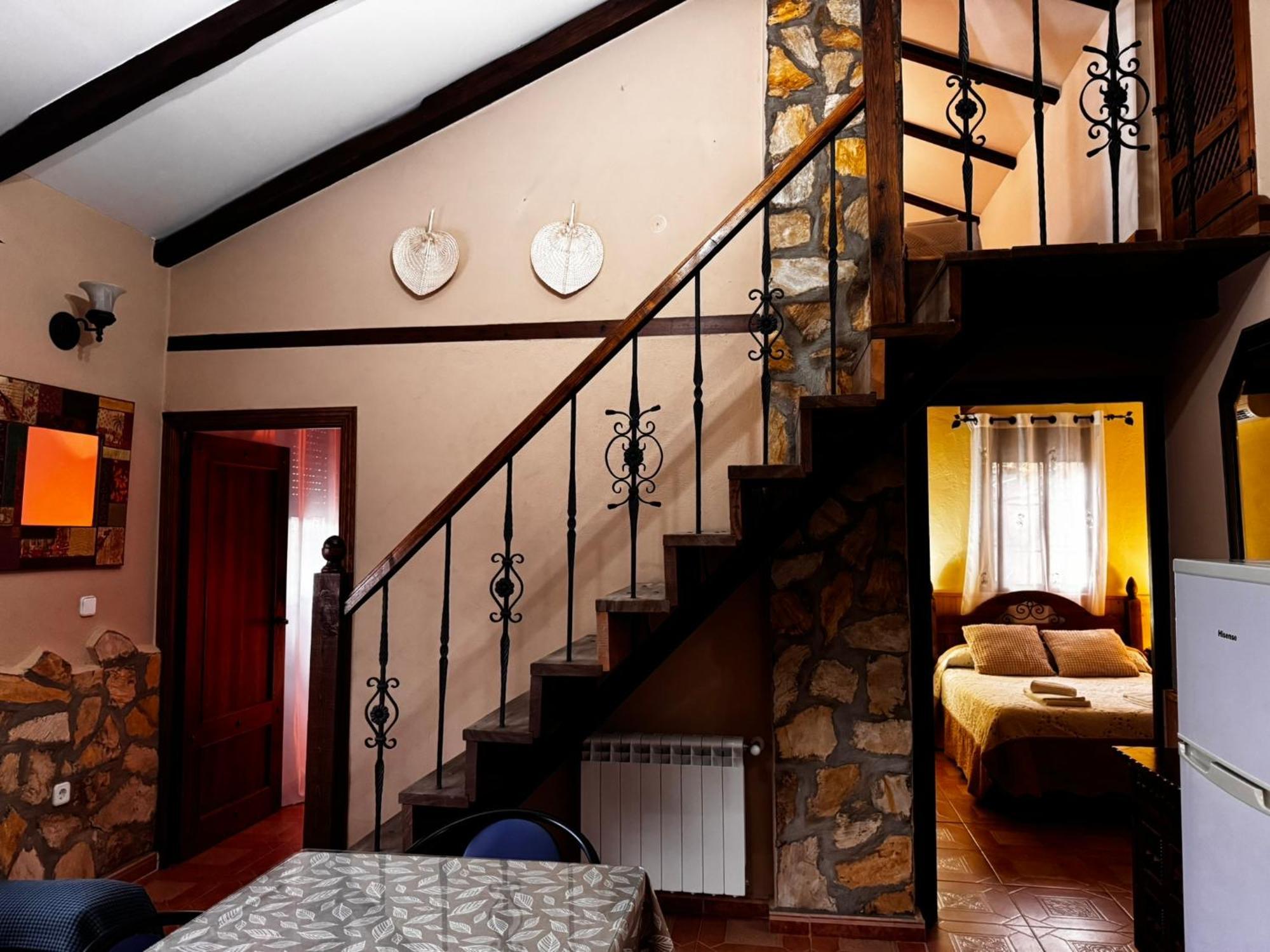 Casas Rurales Carrizosa Наваконсехо Екстериор снимка
