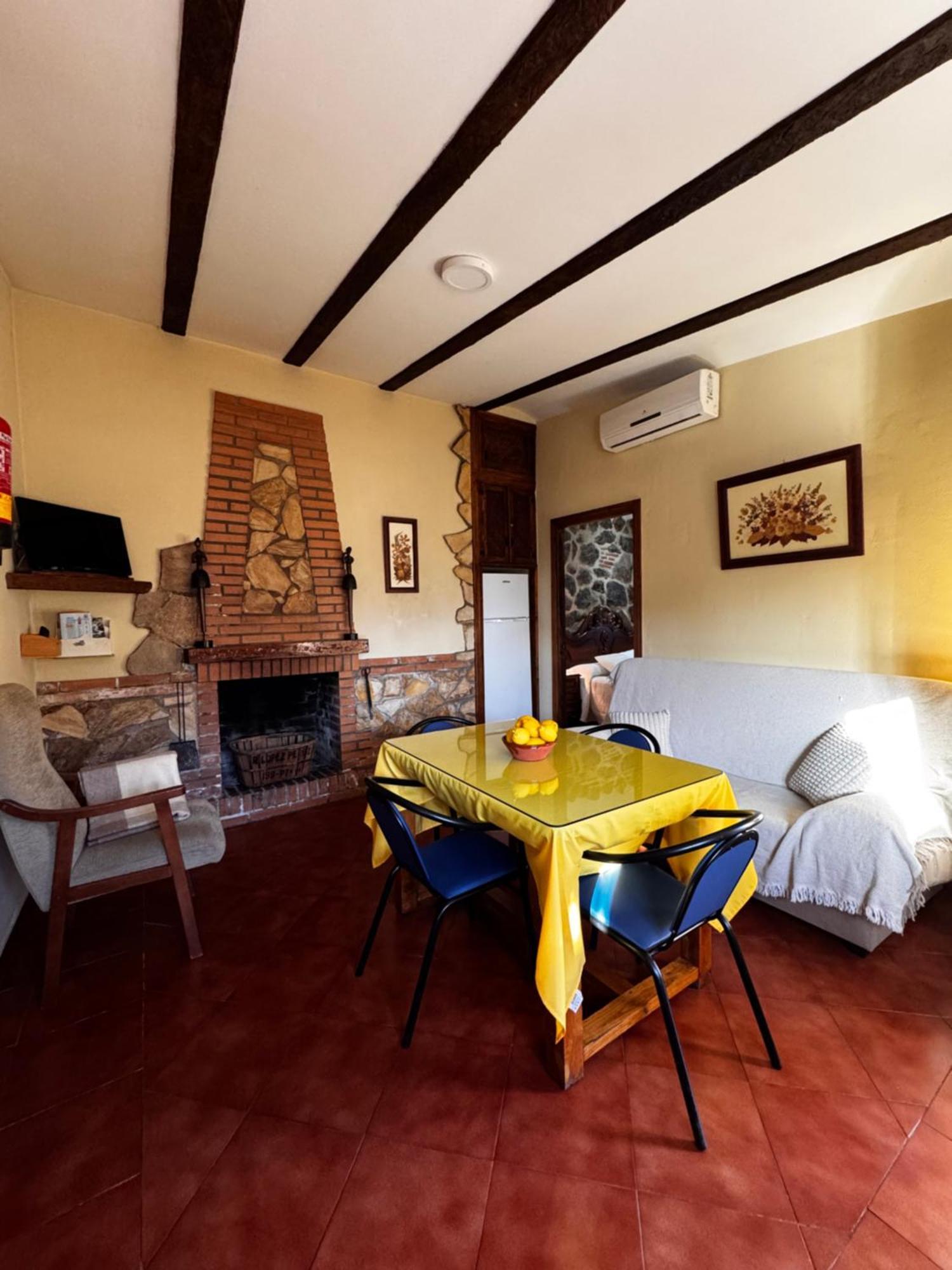Casas Rurales Carrizosa Наваконсехо Екстериор снимка
