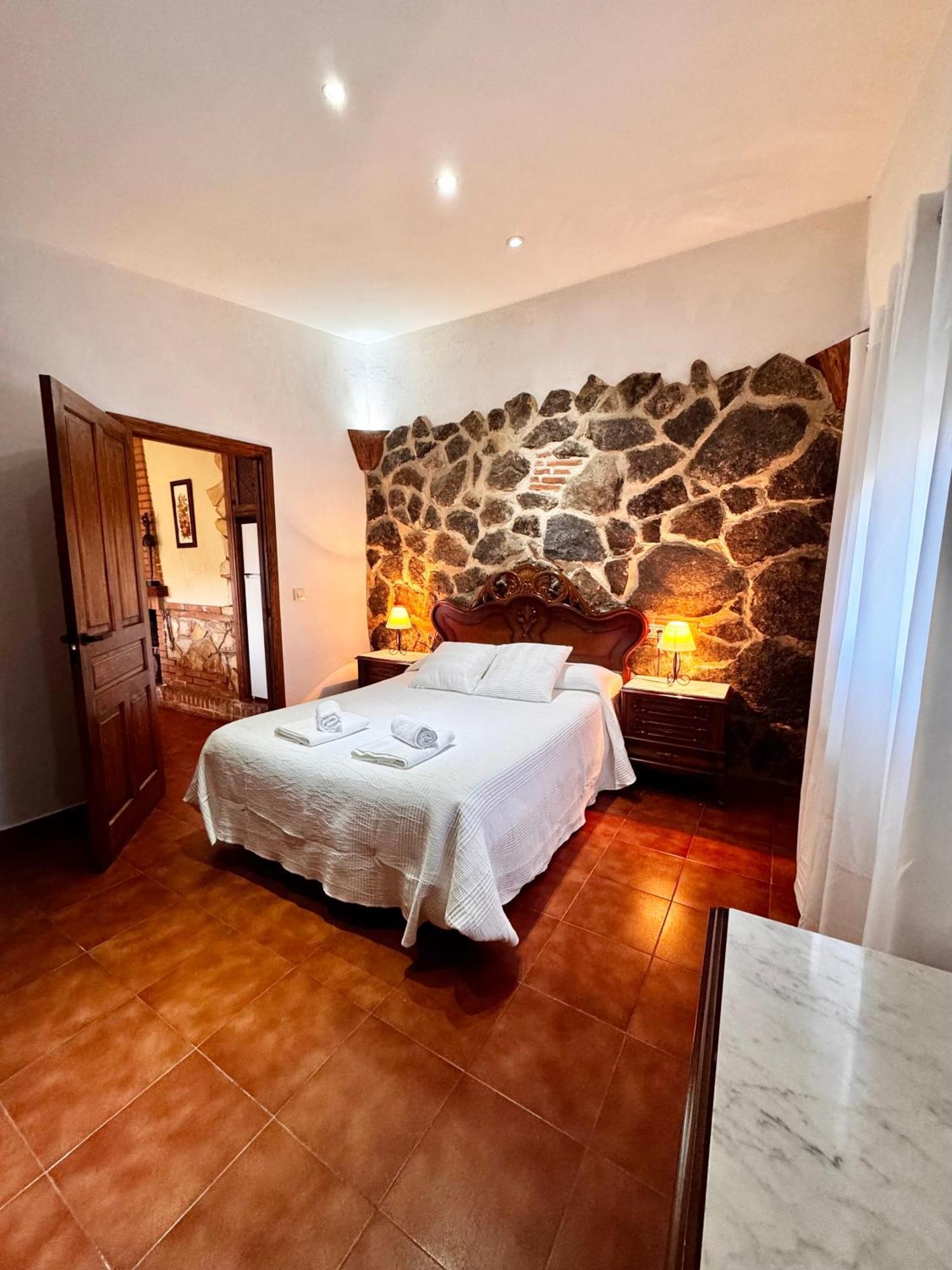 Casas Rurales Carrizosa Наваконсехо Екстериор снимка
